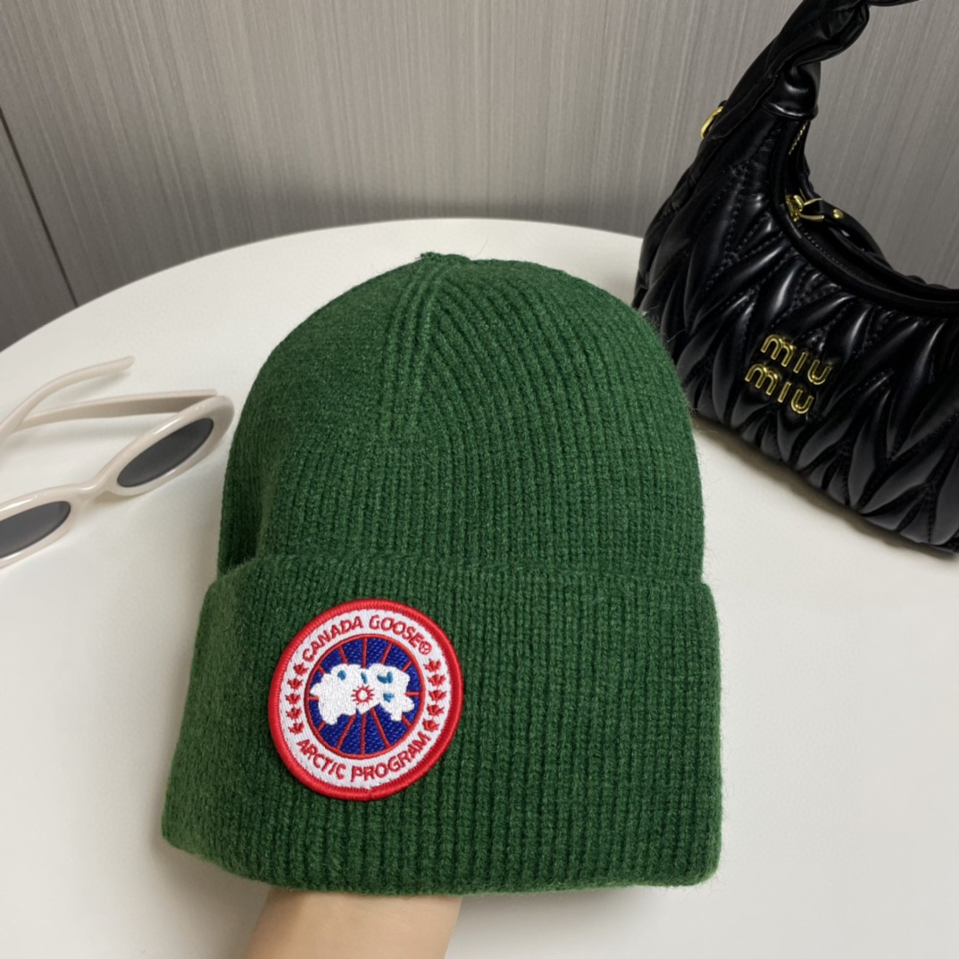 Canada Goose Logo Beanie Warm Hats