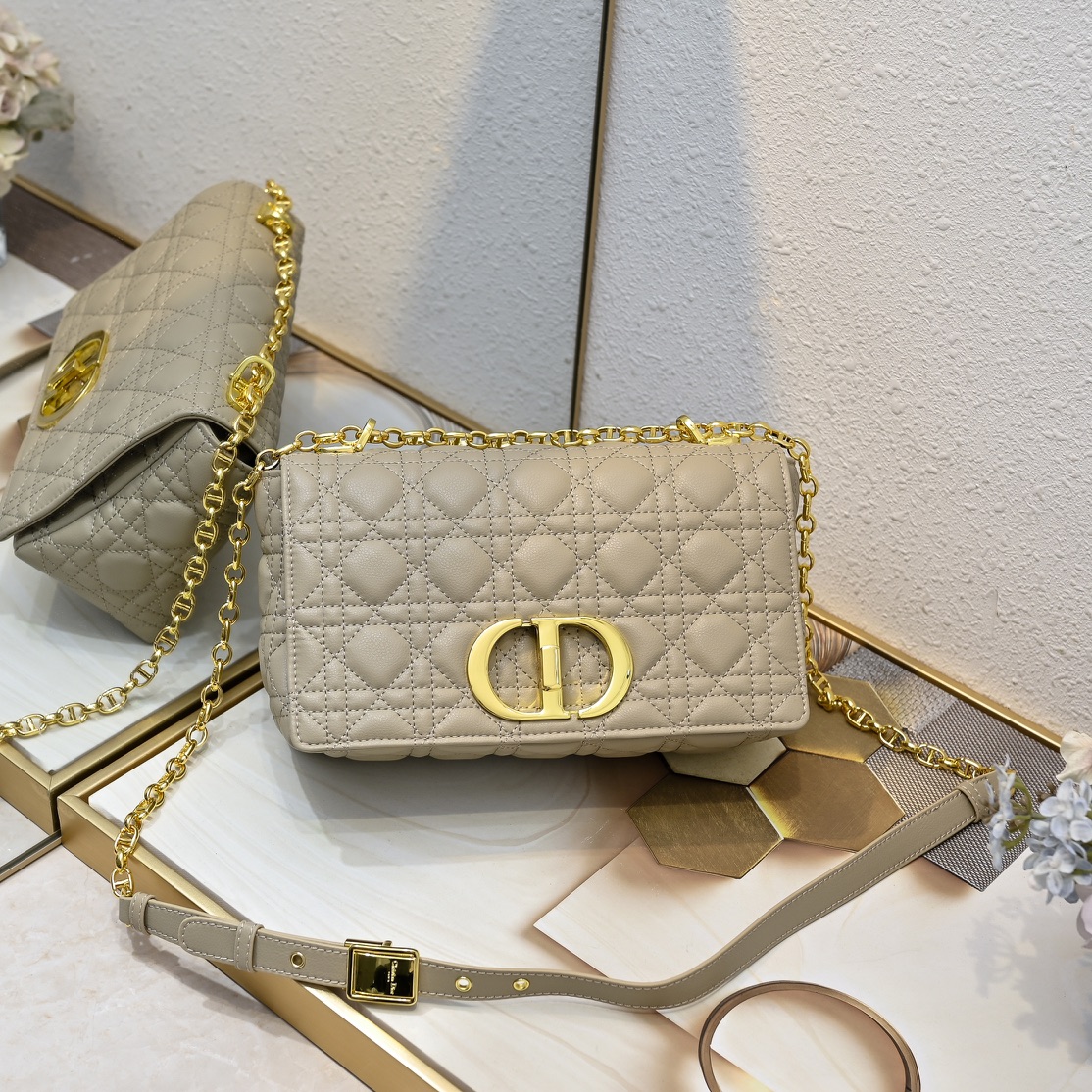 Dior Grid pattern chain crossbody shoulder bag
