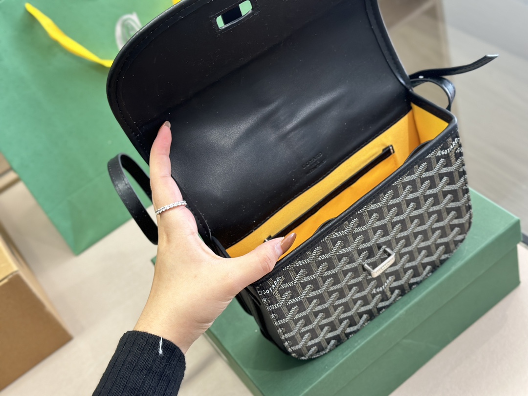 Goyard saddle bag