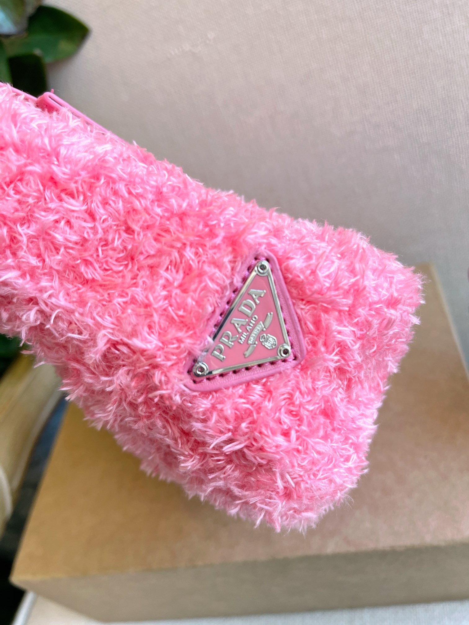 Replica -prada Fluffy