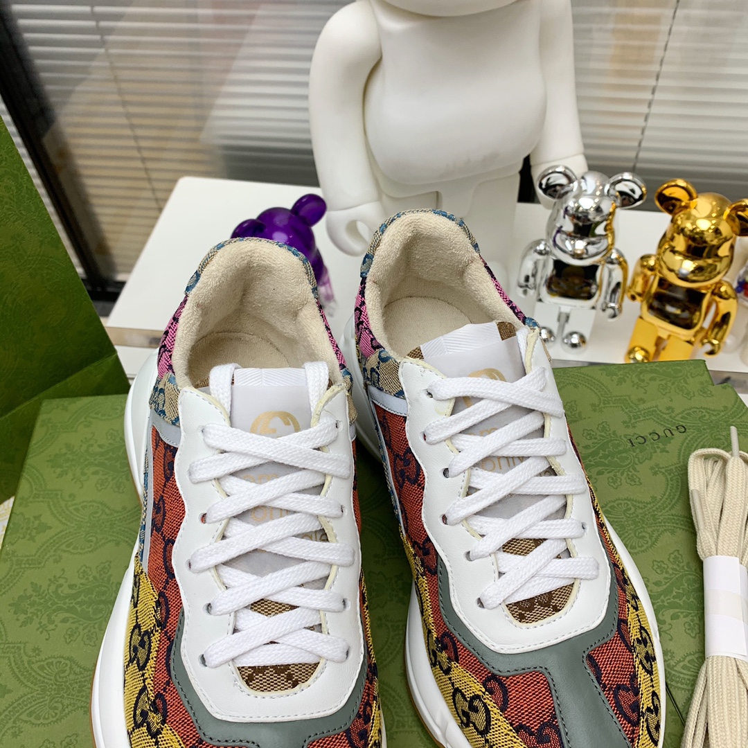 Gucci sneakers