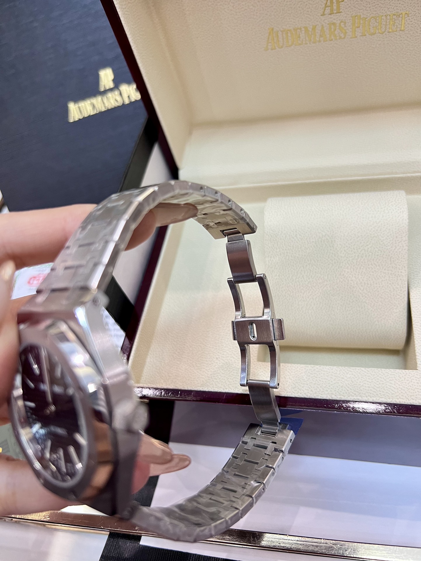 Replica Audemars Piguet Royal Oak Grey