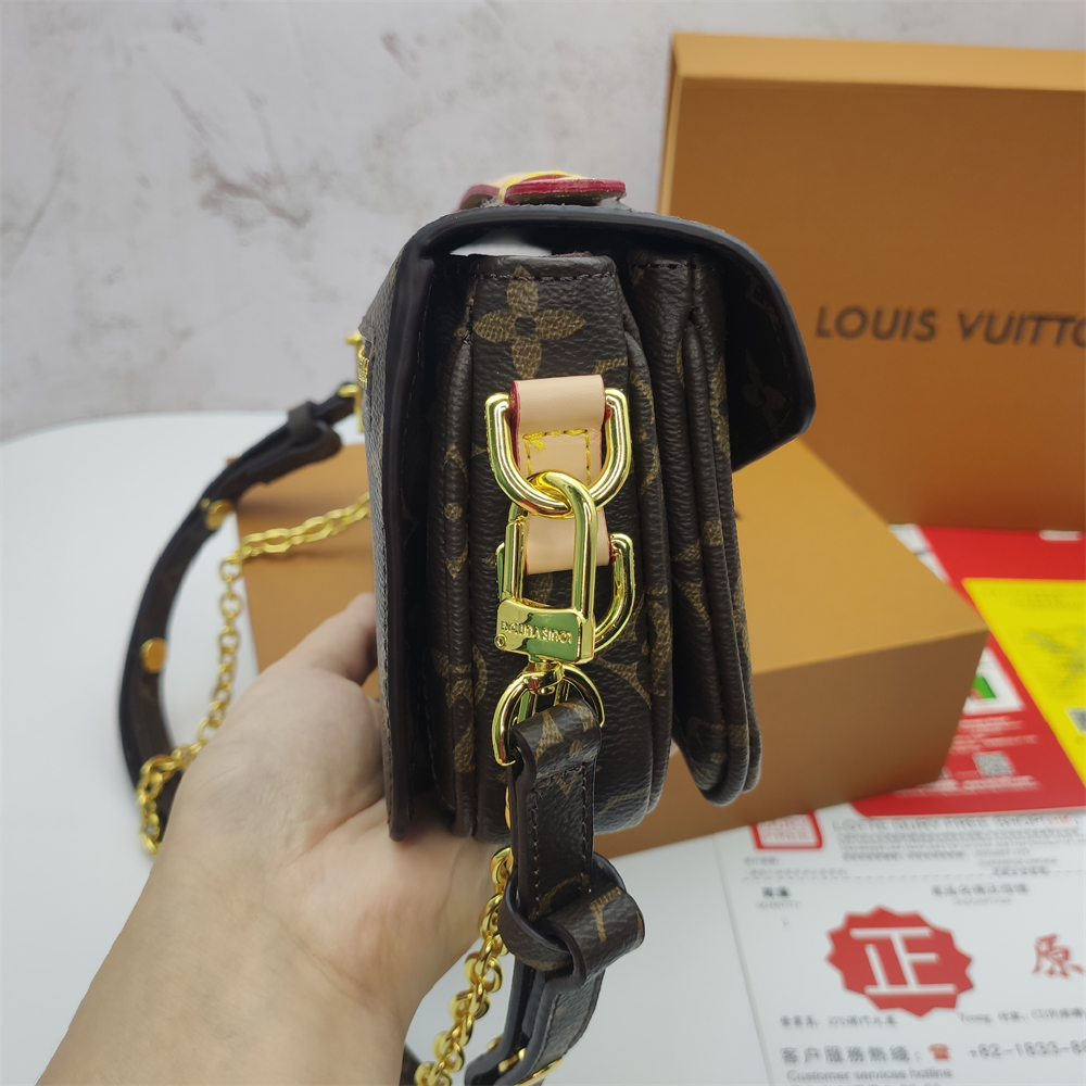 LV Replica Louis Vuitton Pochette Metis East West