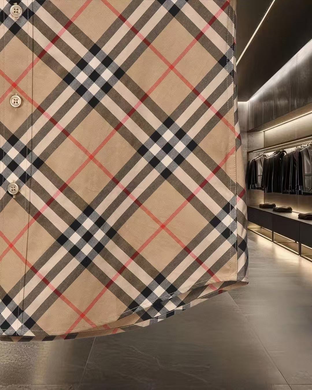 Burberry classic plaid T-shirt