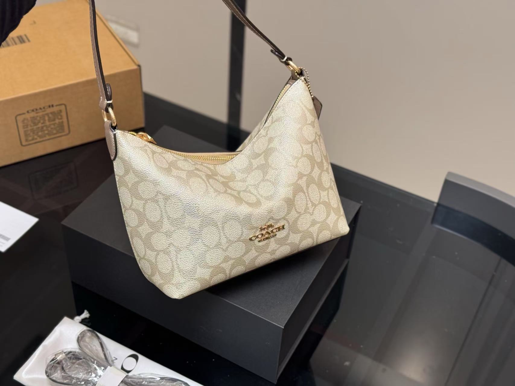 Coach Zip underarm bag