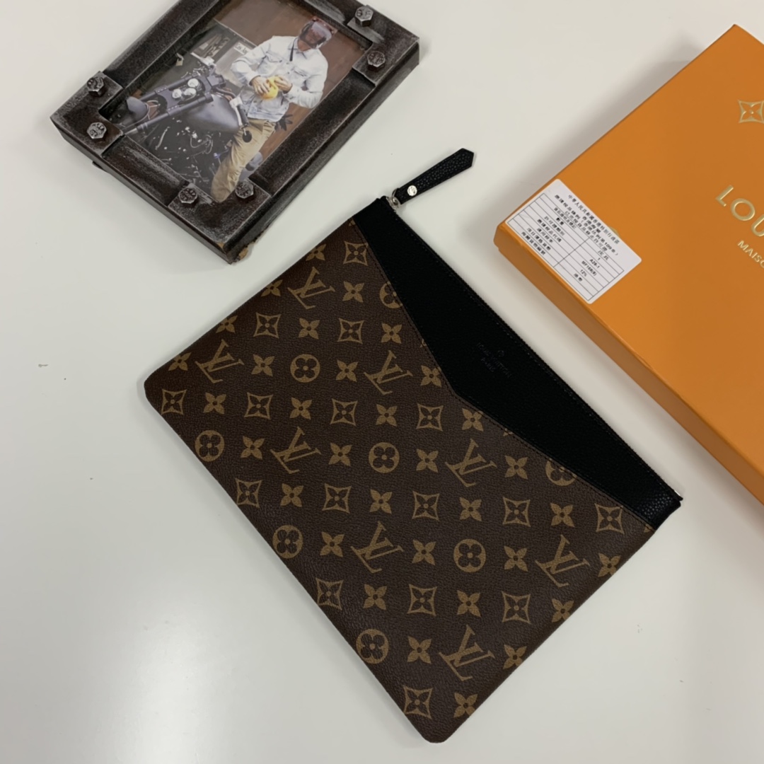 LV Daily Monogram Handbag