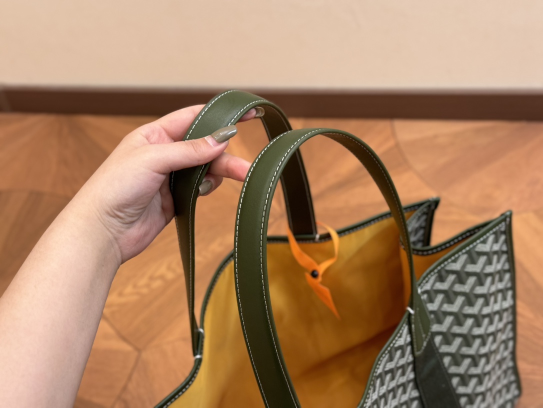 Goyard bellechasse neverfull bag