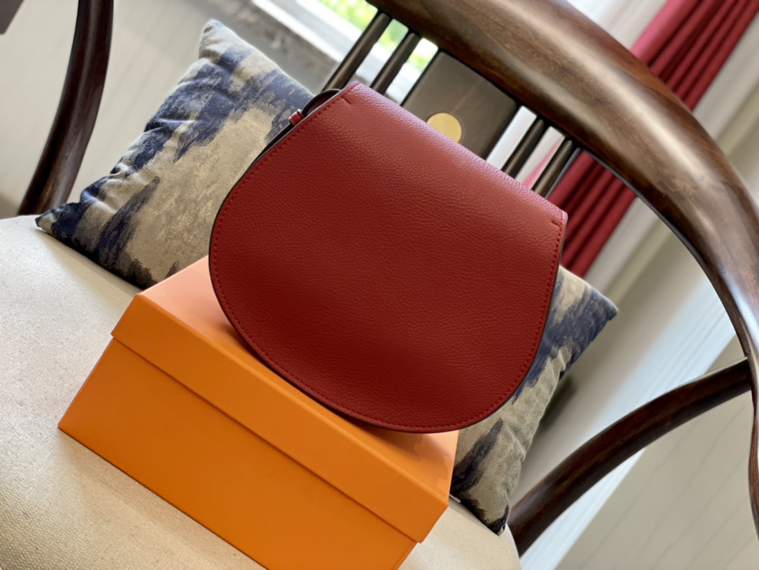 Replica CHLOE'   MARCIE Marcie Small leather shoulder bag with logo engraving