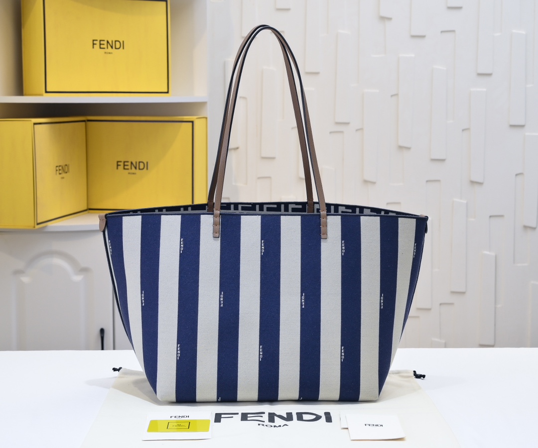 Fendi Double-sided roll bag Baguette neverfull bag
