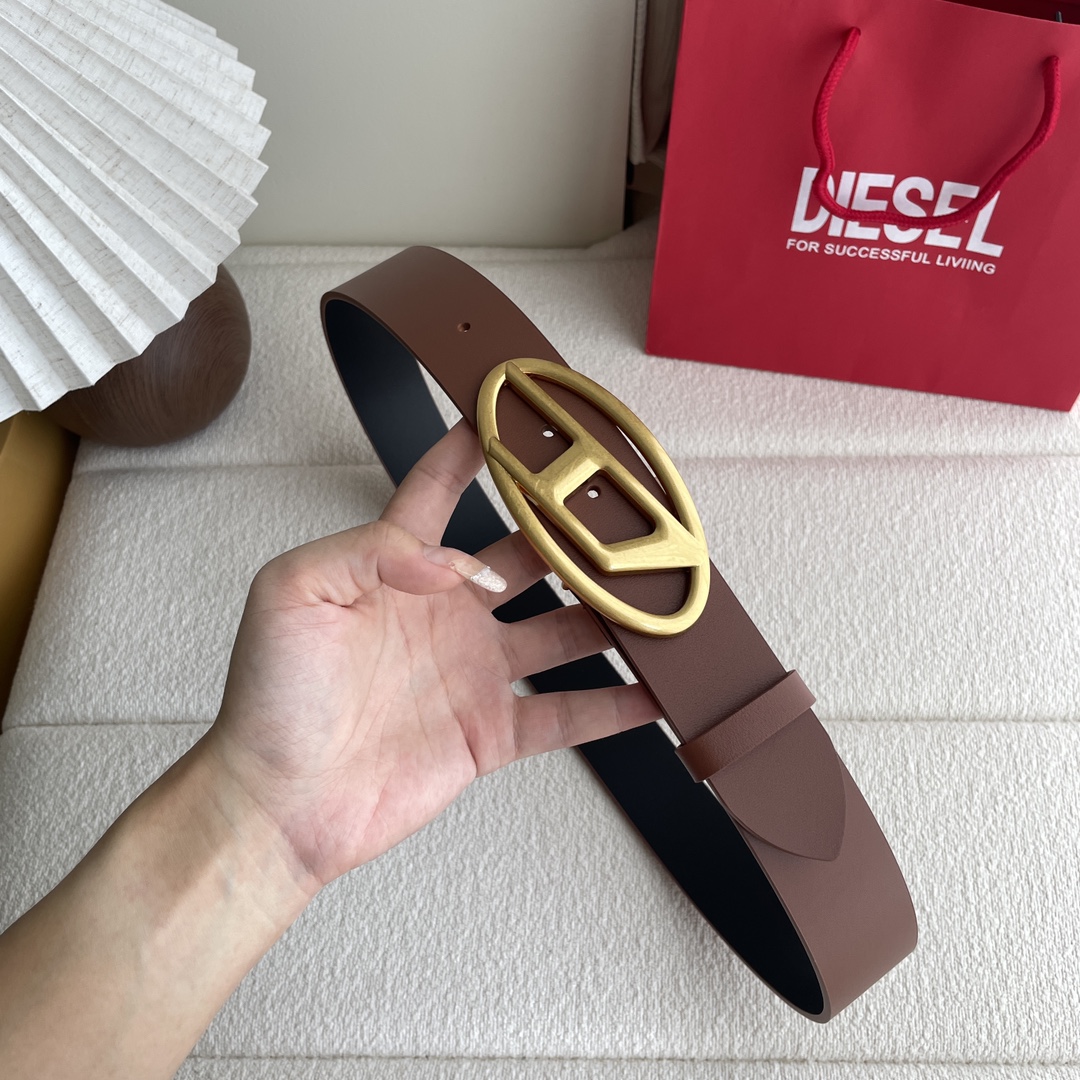 Diesel belt “D”logo