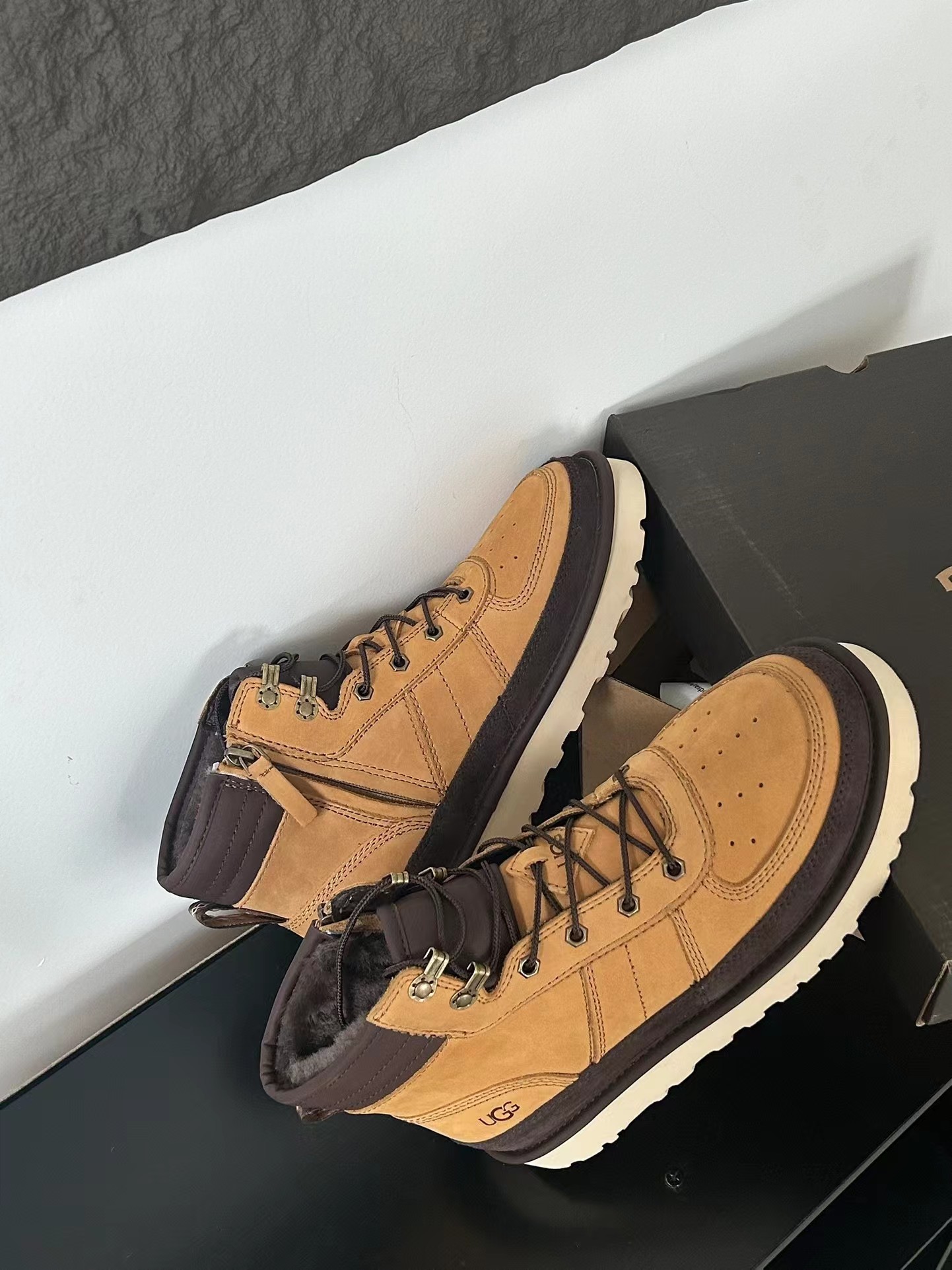 Top Quality UGG Highland Boot 'Beige Brown'