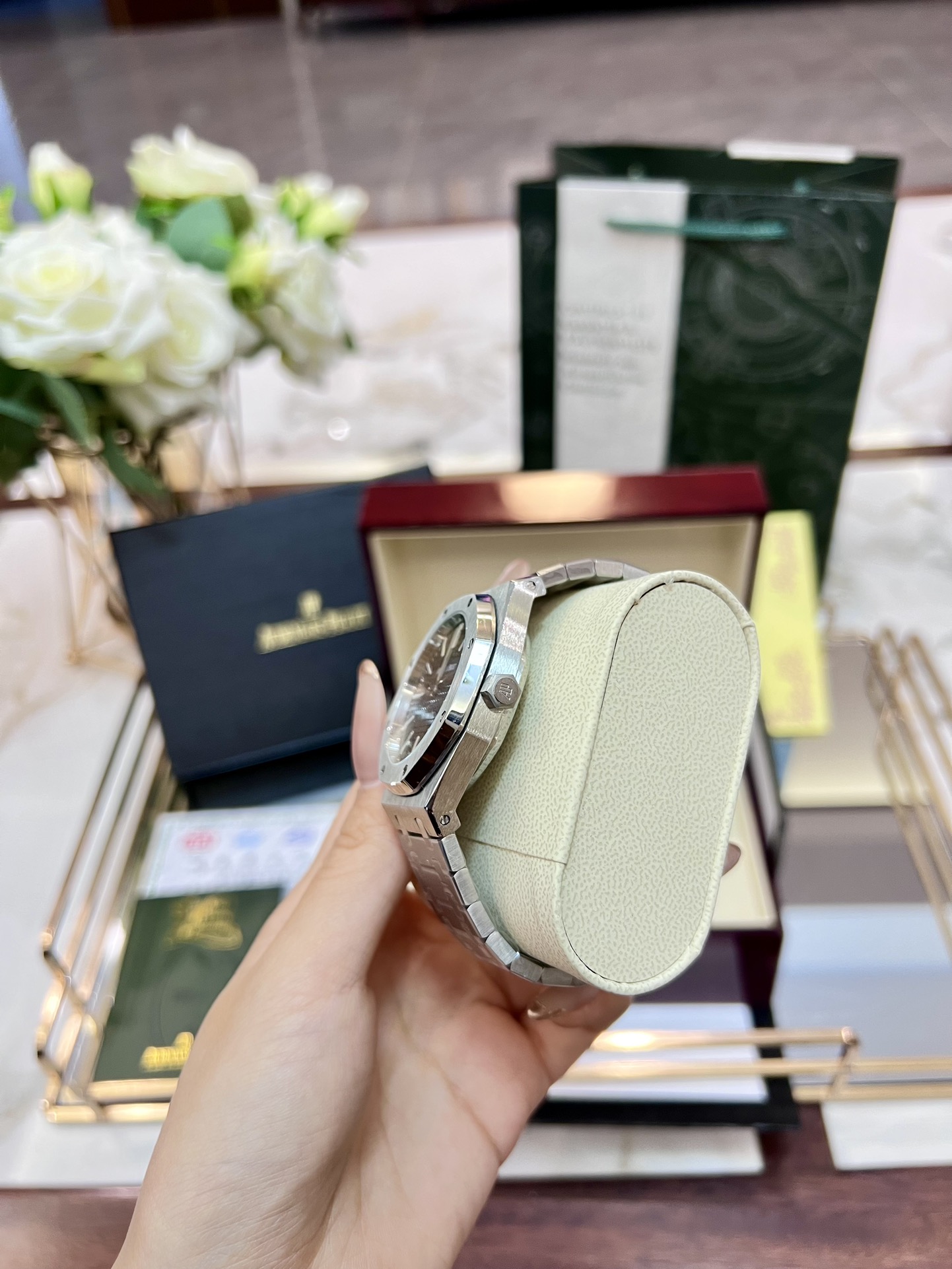 Replica Audemars Piguet Royal Oak Grey