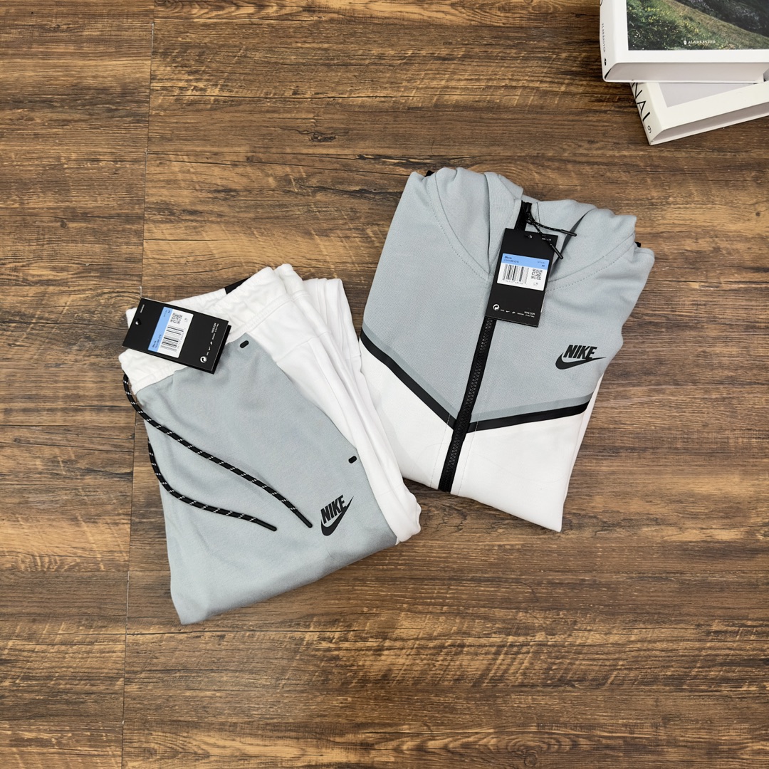 Nike tech fleece Jacket+sweatpants set
