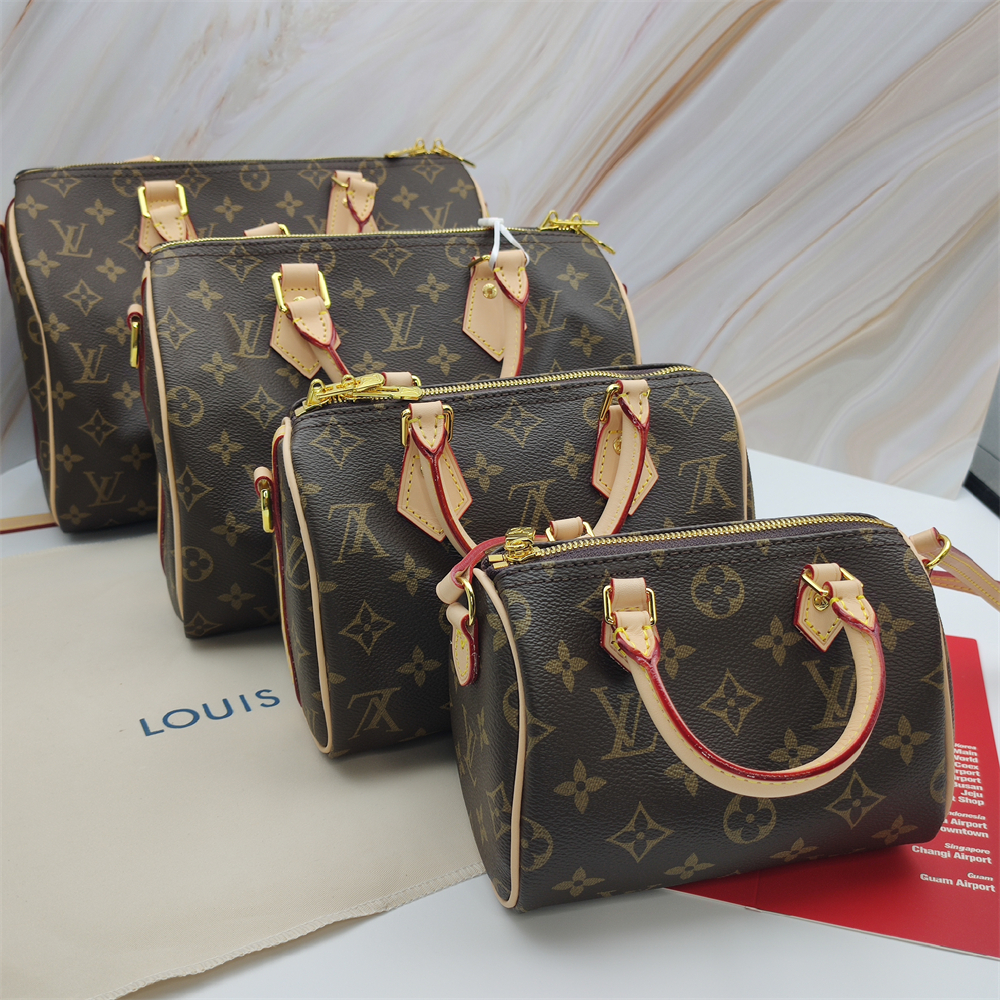 Replica Louis Vuitton Speedy Bandoulière Handbag