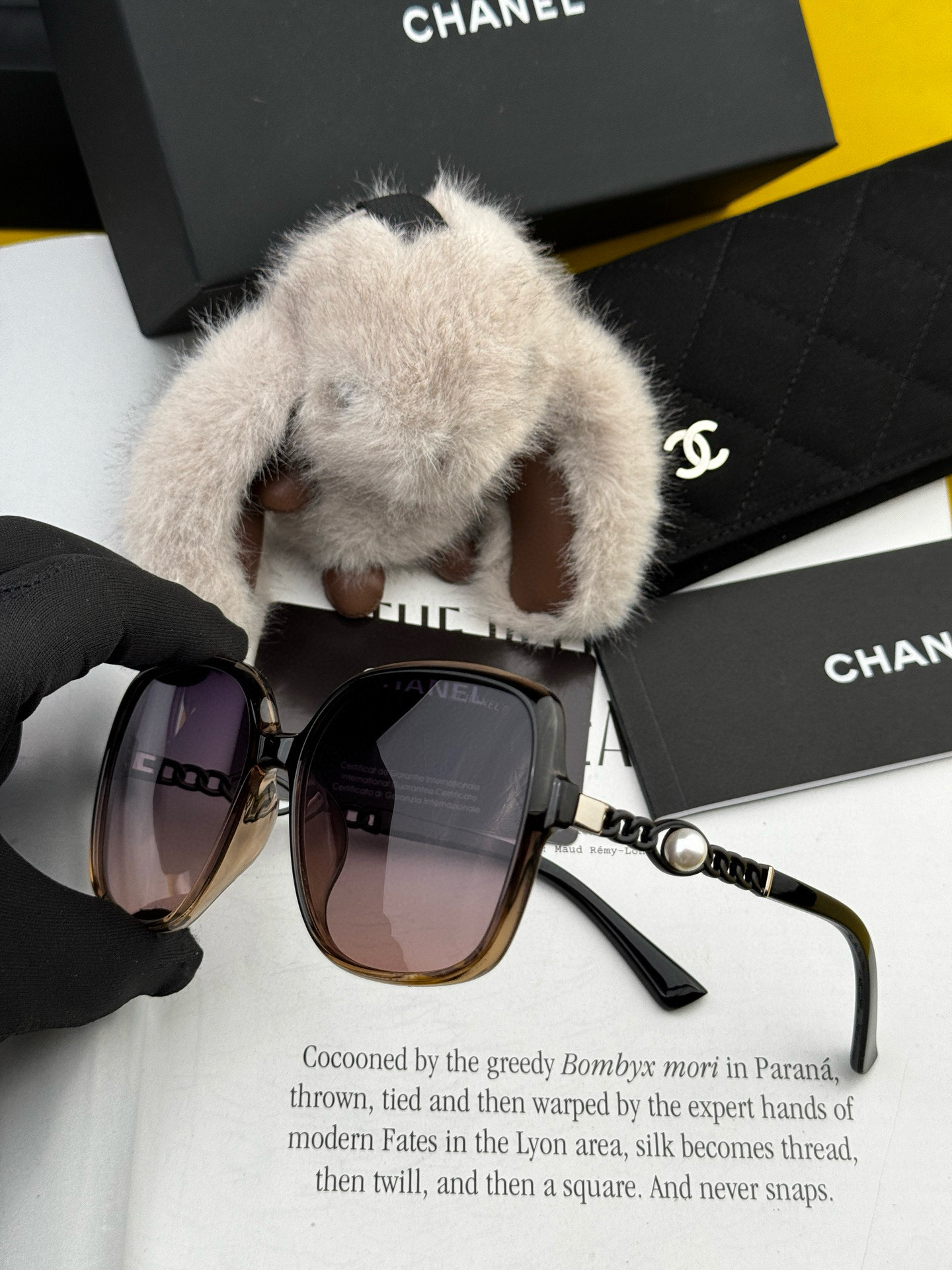 2025 Chanel Pearl Large Frame Polarized Sunglasses