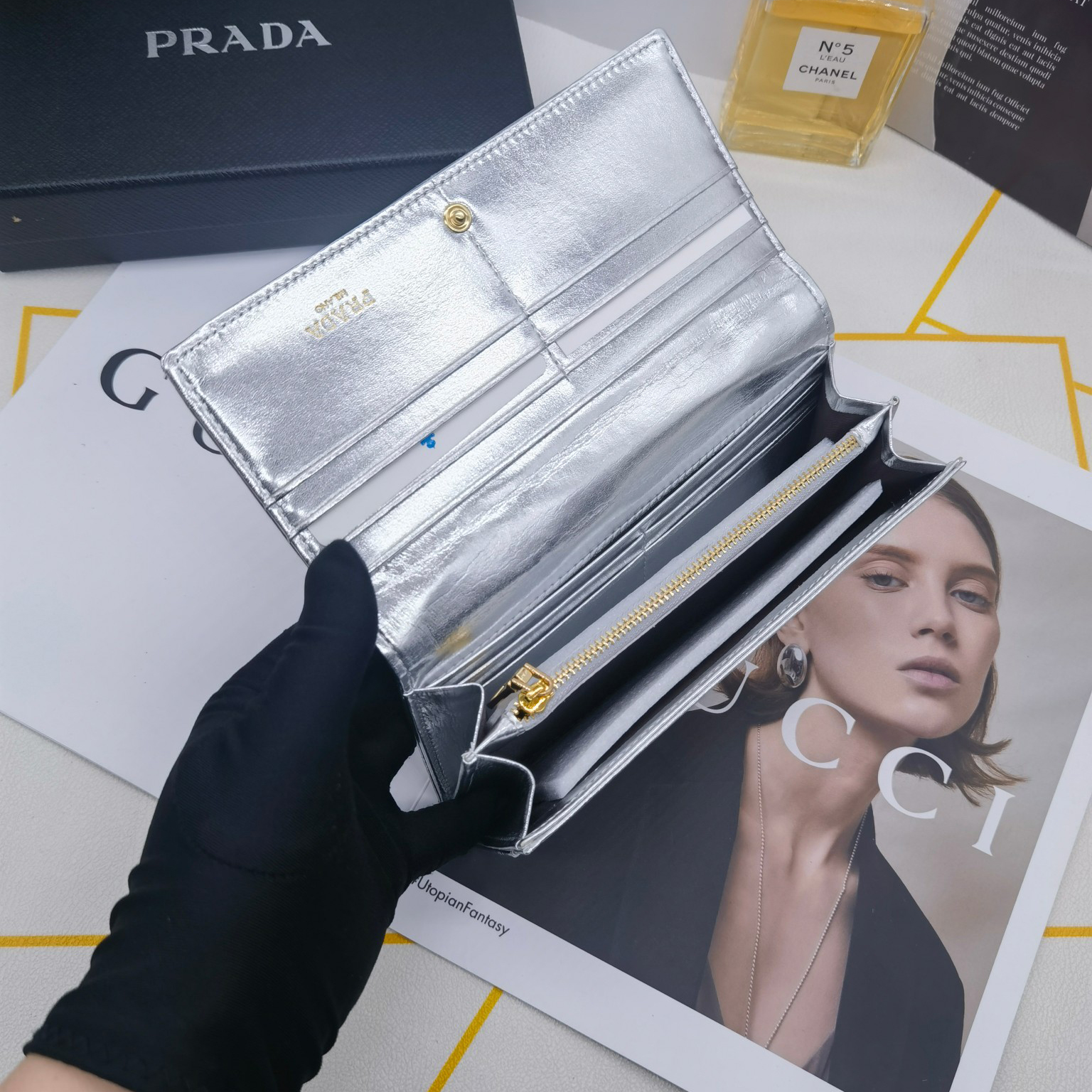 High quality Prada wallet