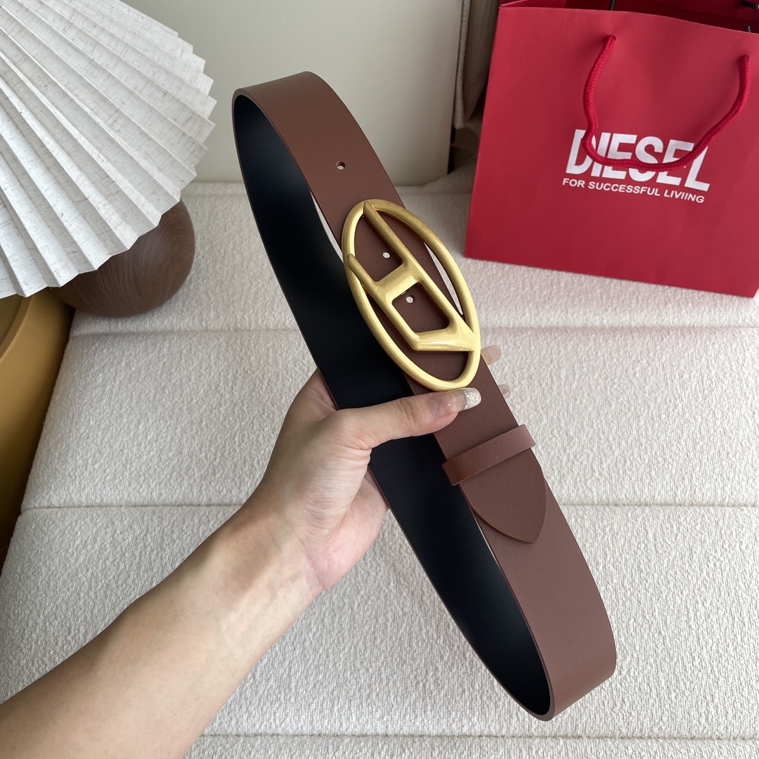 Diesel belt “D”logo