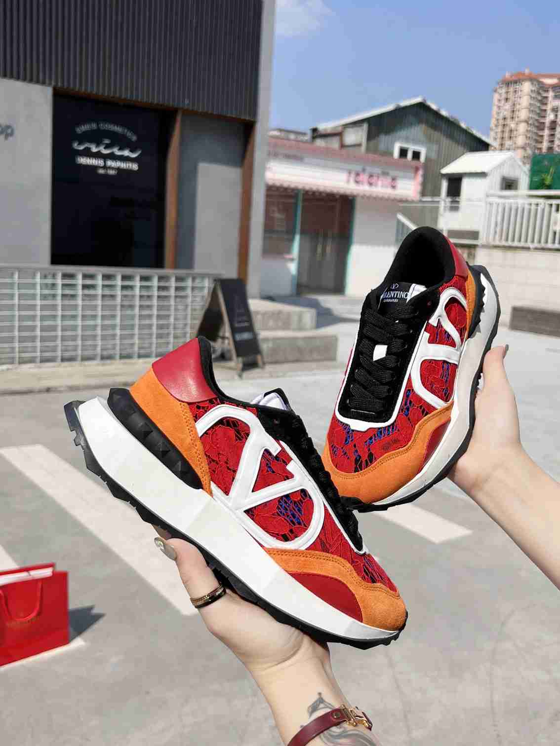 Top Quality Valentino Garvani Sneakers