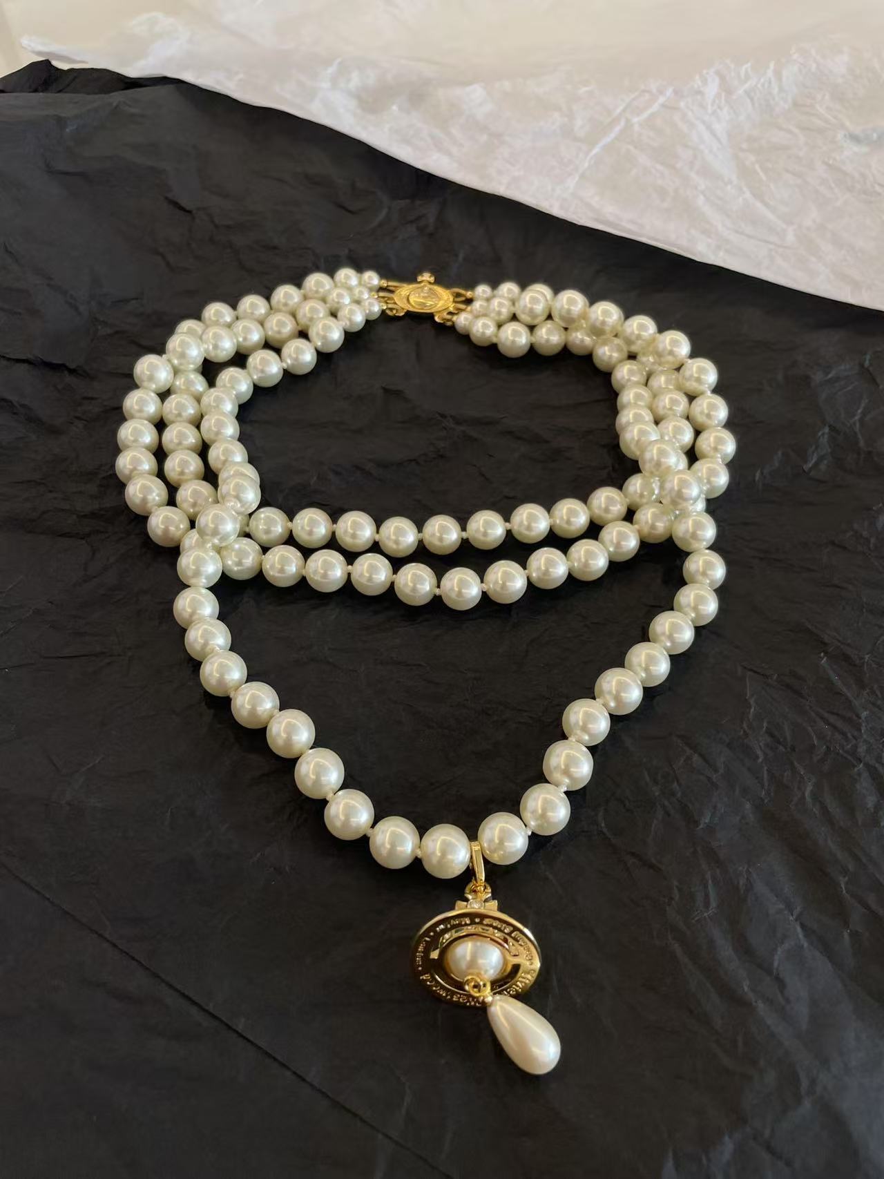 Vivienne Westwood Triple Pearl Pendant Necklace