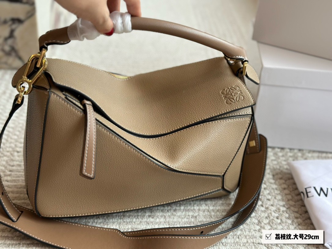 High Quality LOEWE Puzzle Edge Big textured-leather shoulder bag