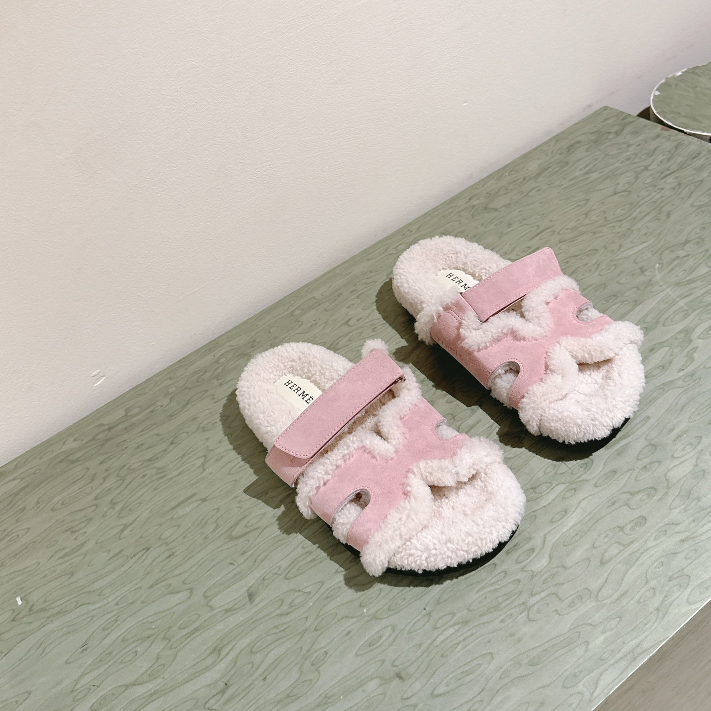 Hermes oran Lamb wool flat bottomed slippers