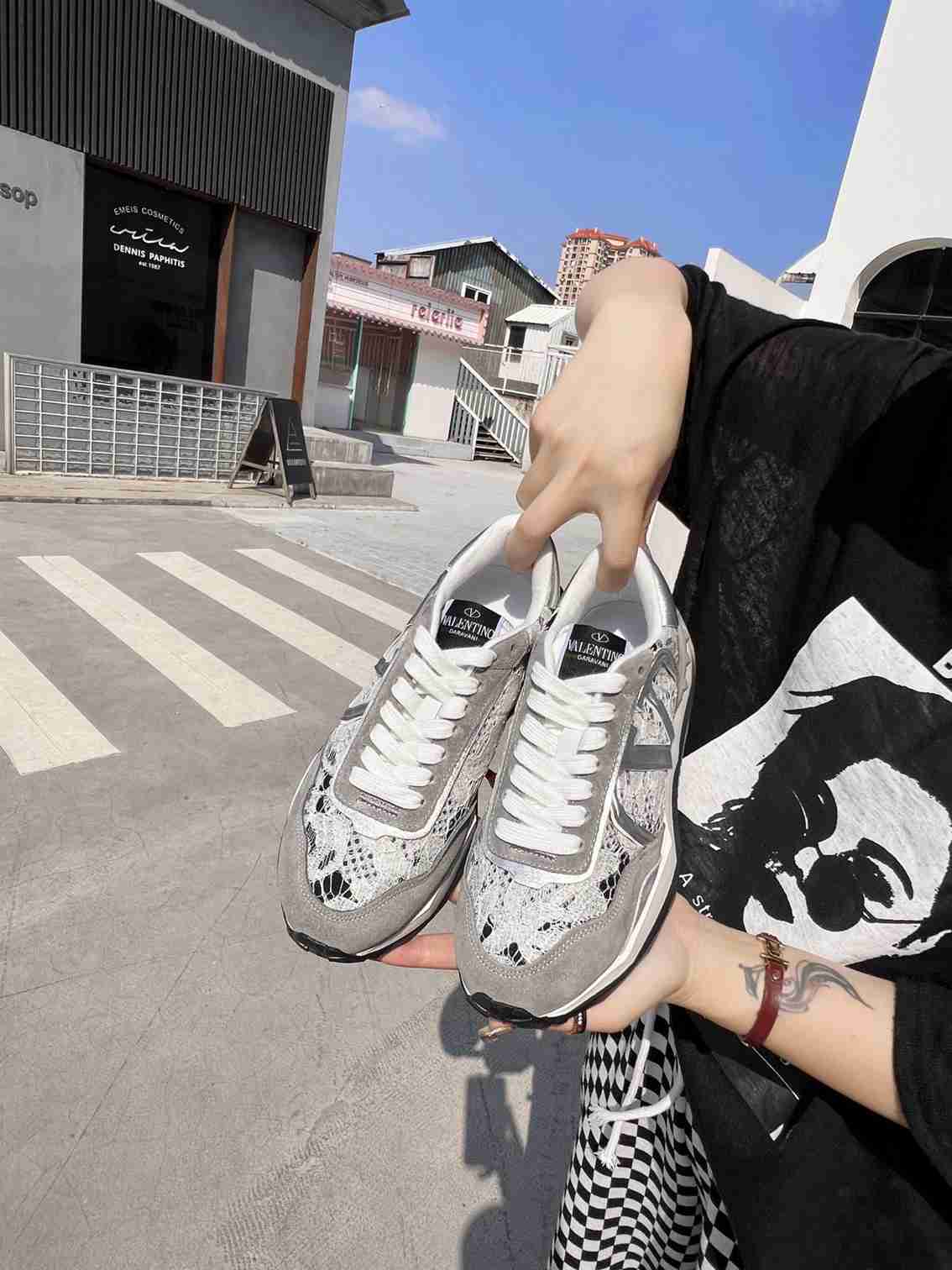 Top Quality Valentino Garvani Sneakers