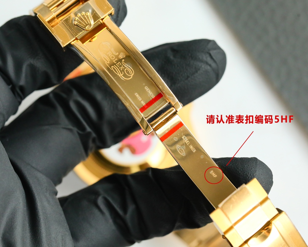 Replica Rolex Submariner Date 40 Dial Yellow Gold Watch