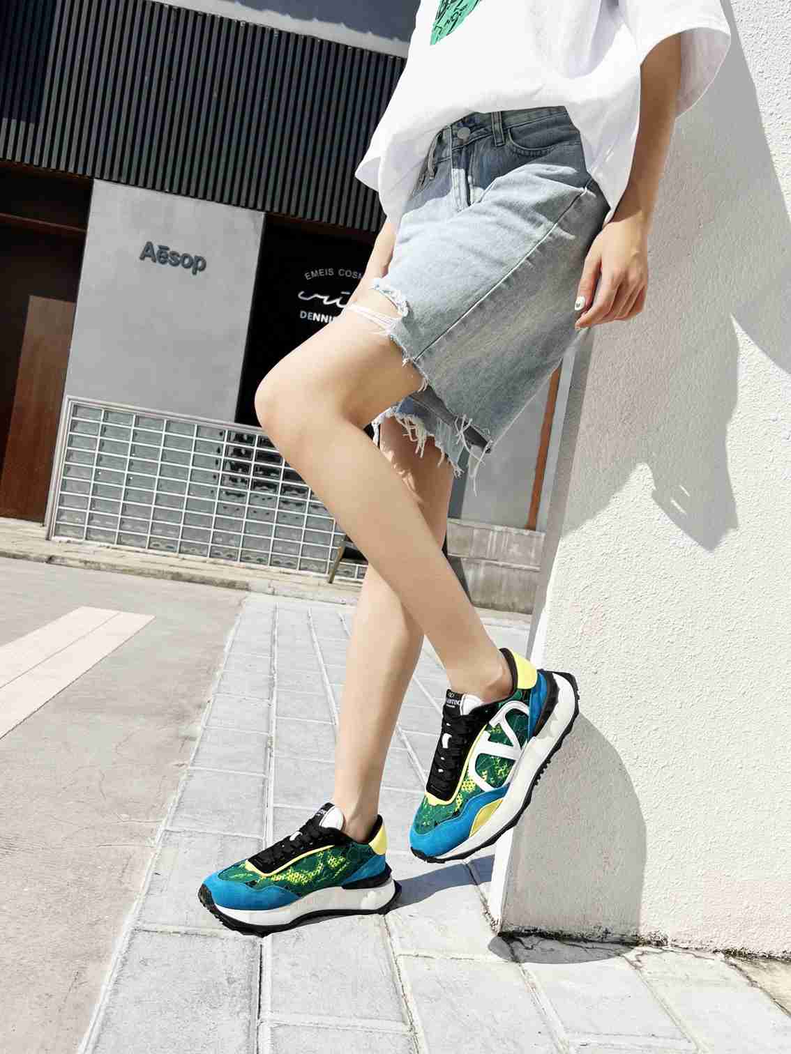 Top Quality Valentino Garvani Sneakers