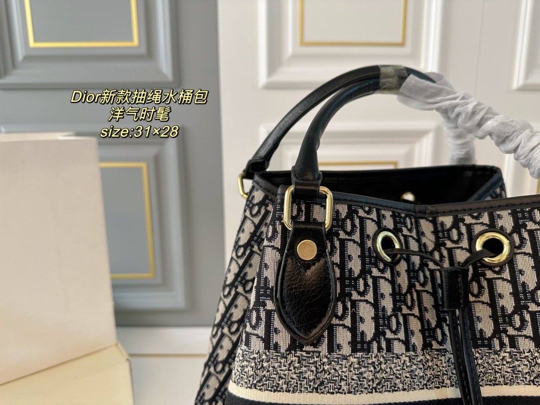 Replica Medium C'est Dior Bag