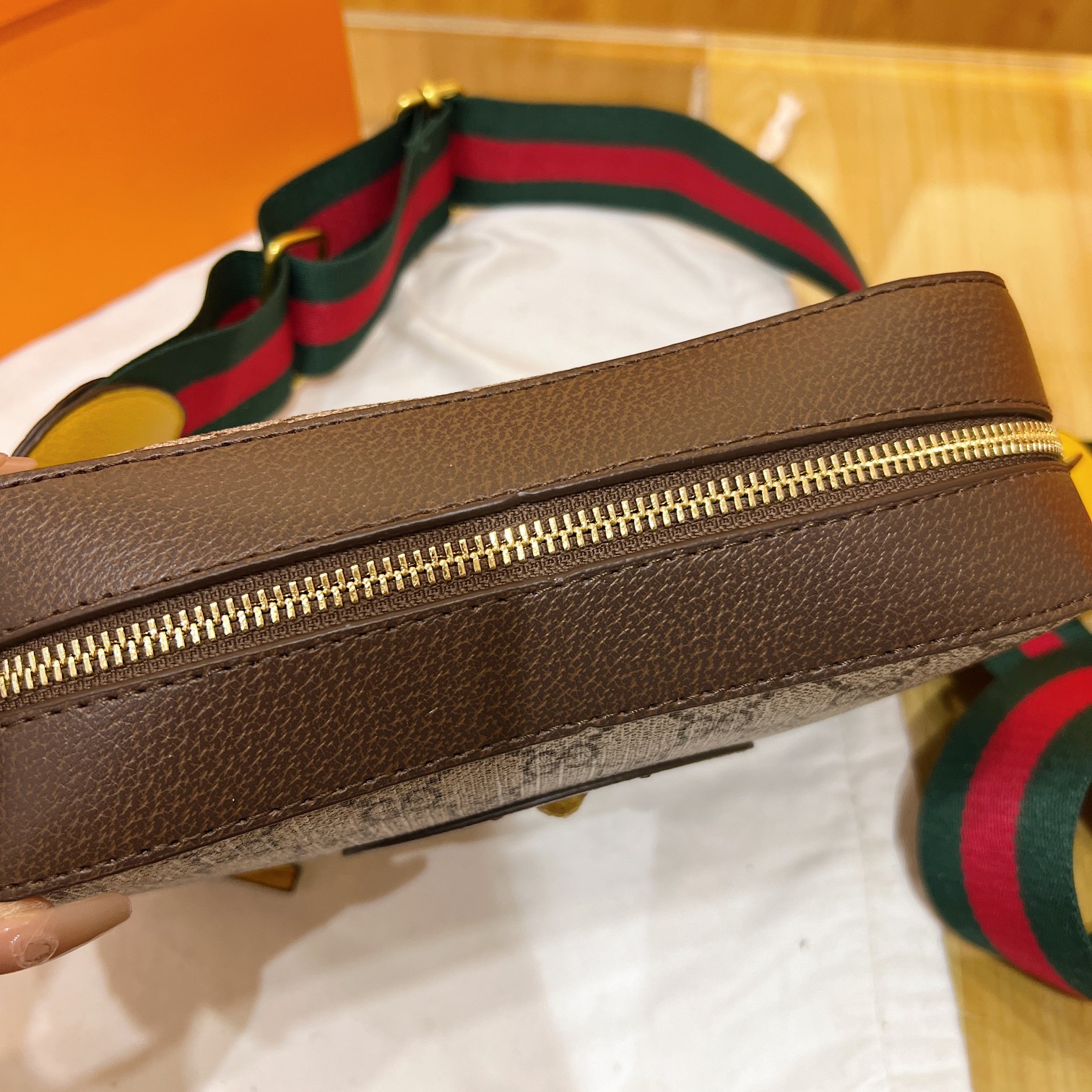 Gucci shoulder bag