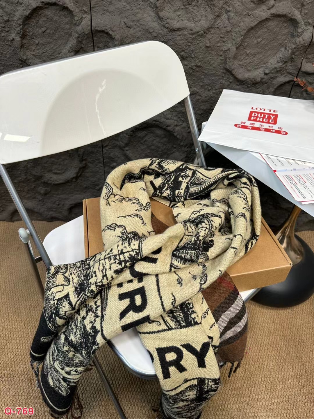 Replica Burberry Check Cashmere Scarf