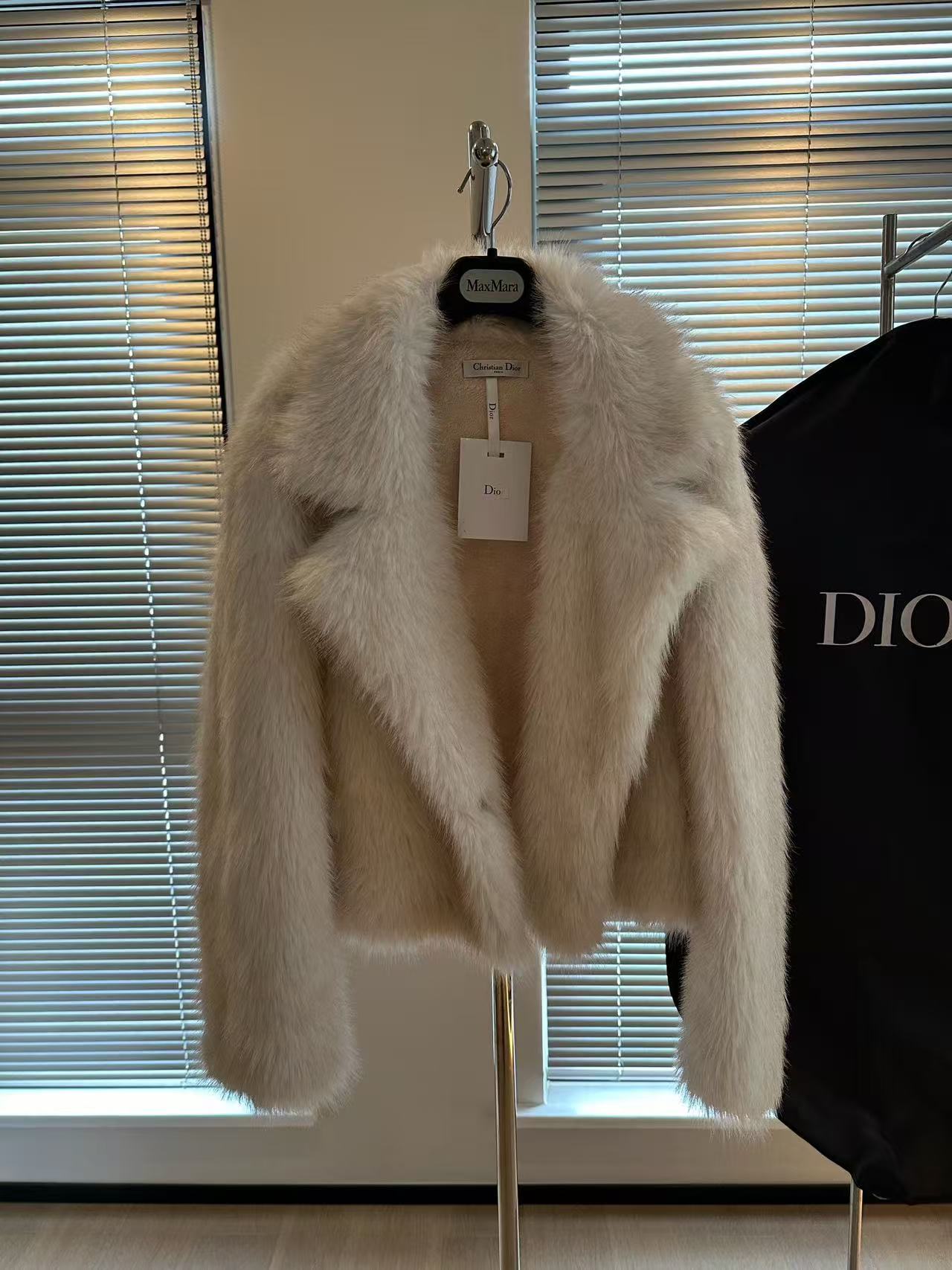 DIOR Eco fur