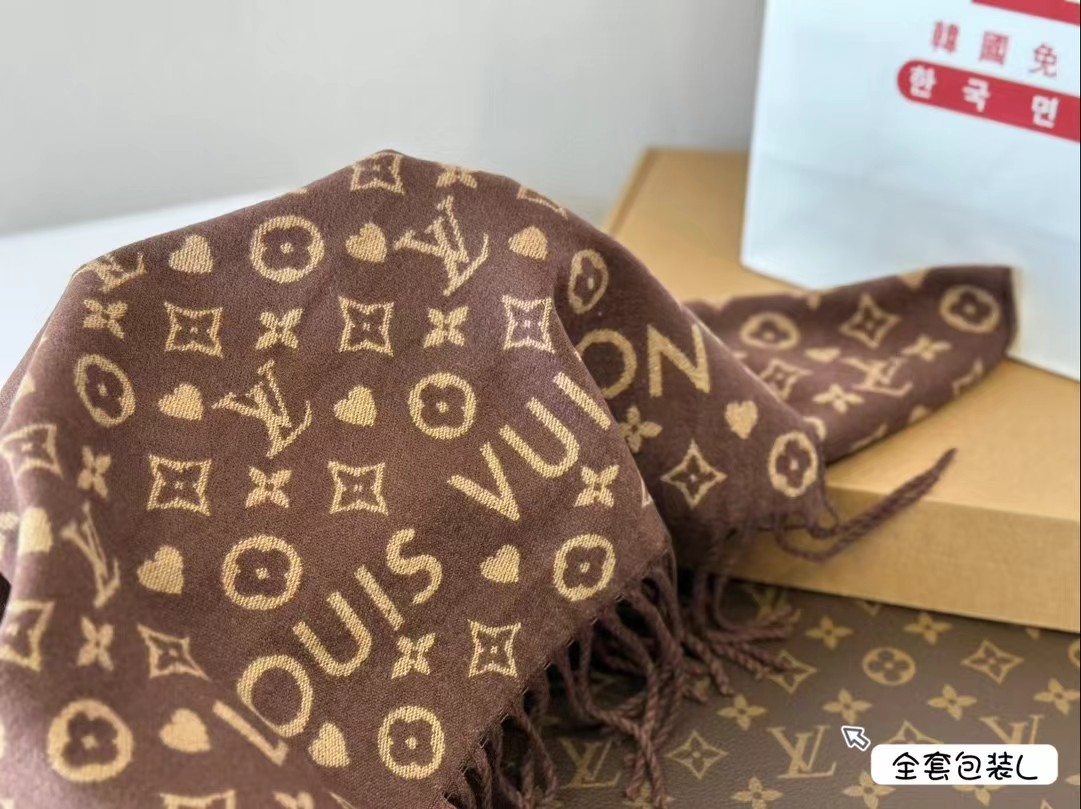 Replica LV Louis Vuitton Game On Cashmere Scarf