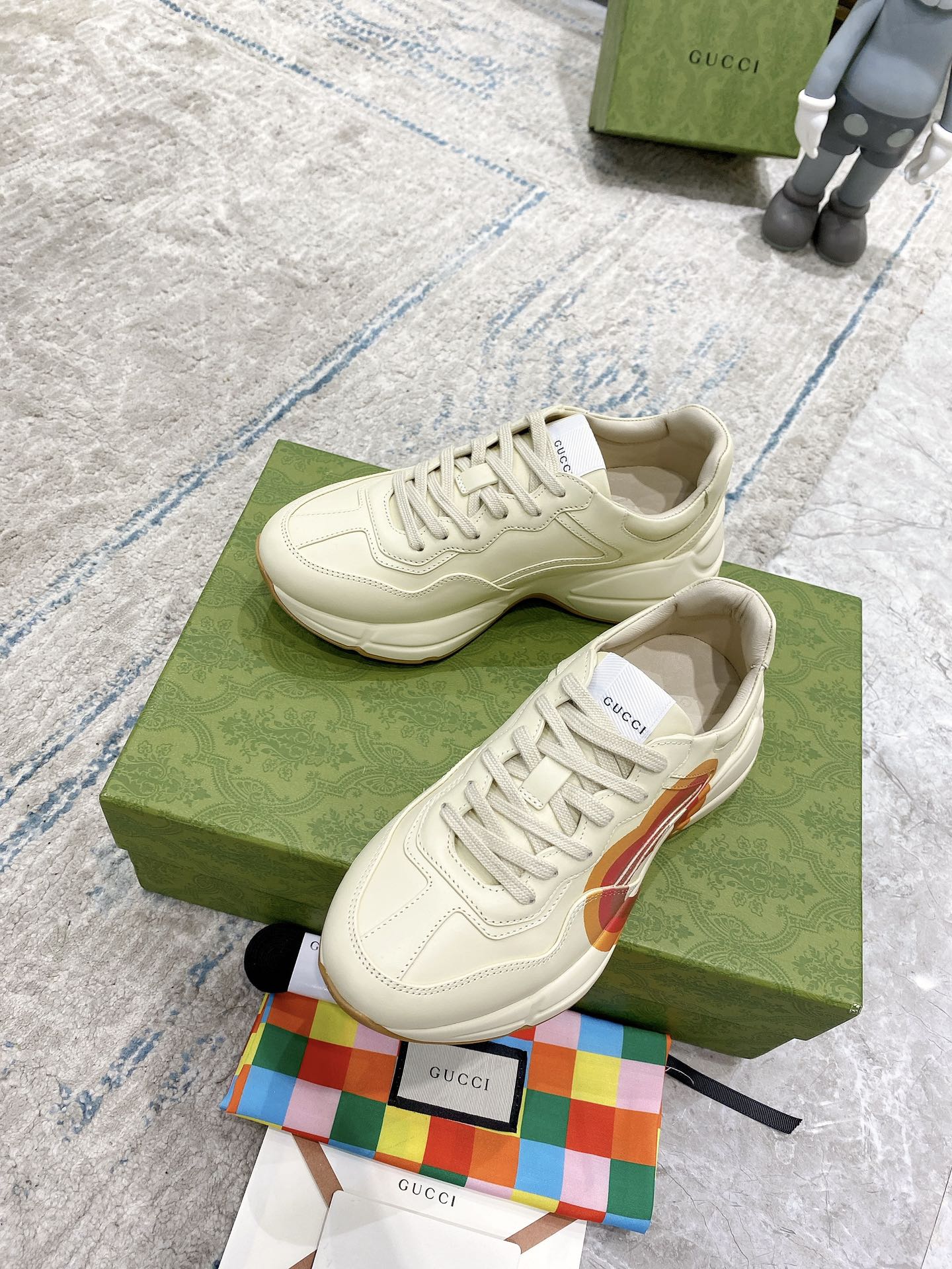 Gucci sneakers