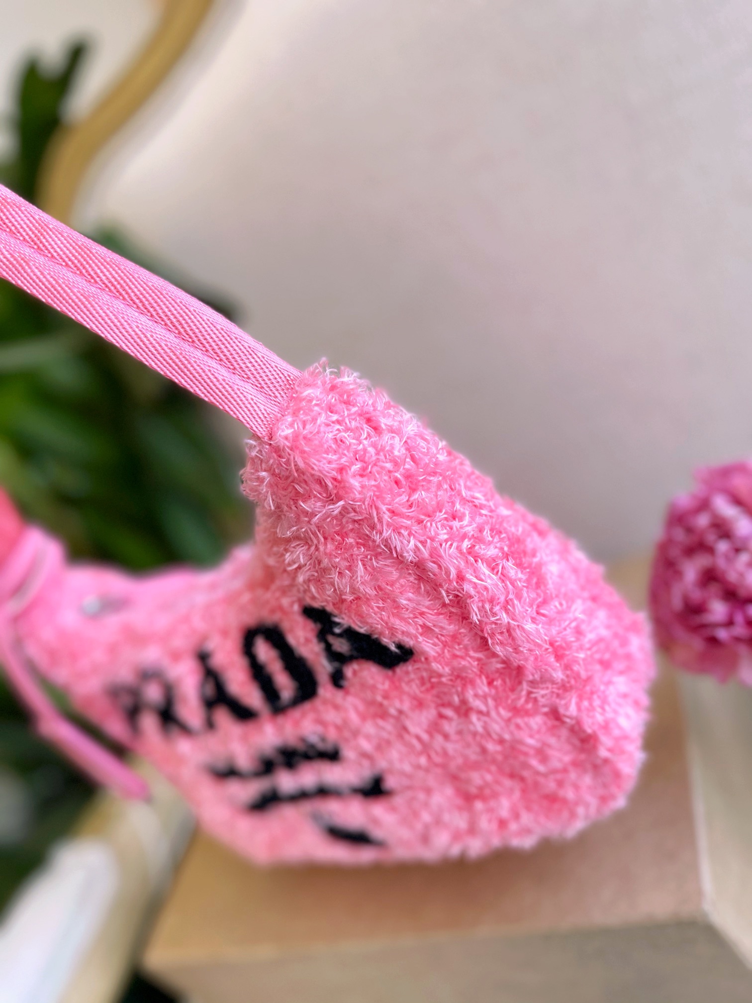 Replica -prada Fluffy