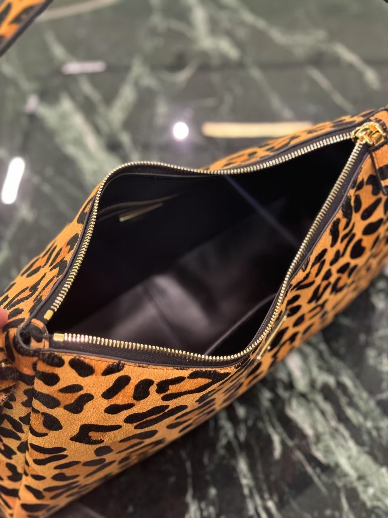 Top version Prada leopard print handbag