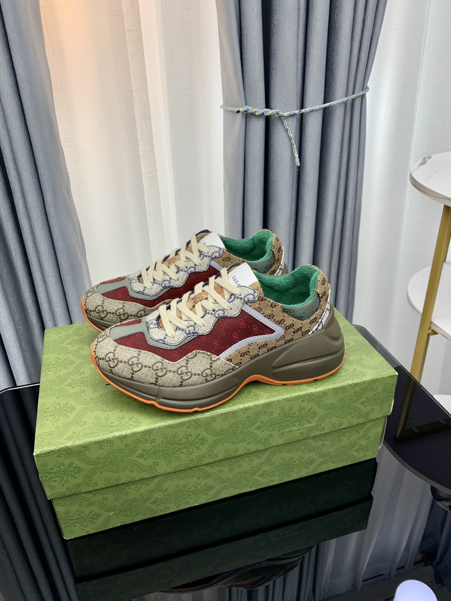 Gucci sneakers