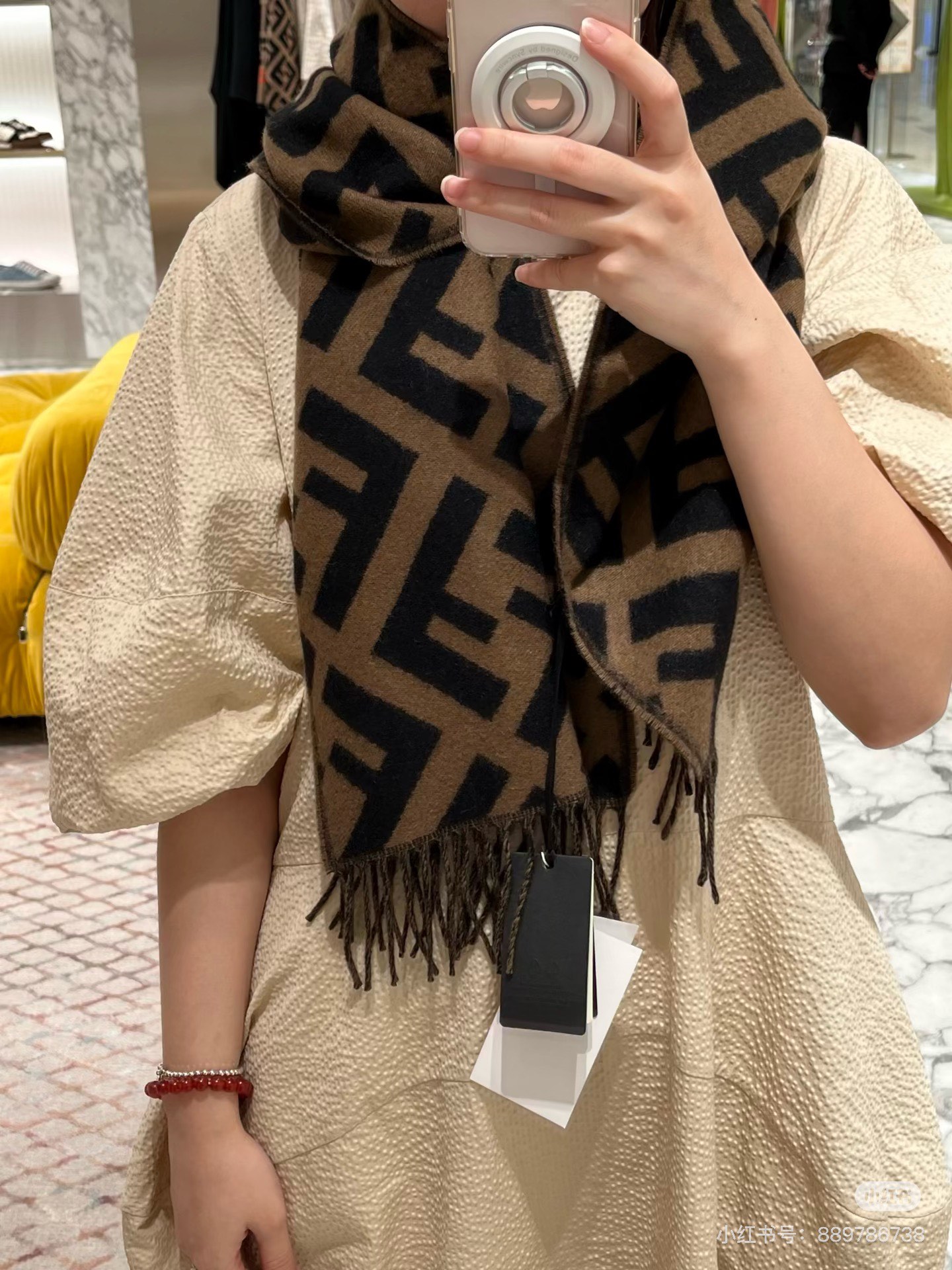 Fendi scarf 100% cashmere