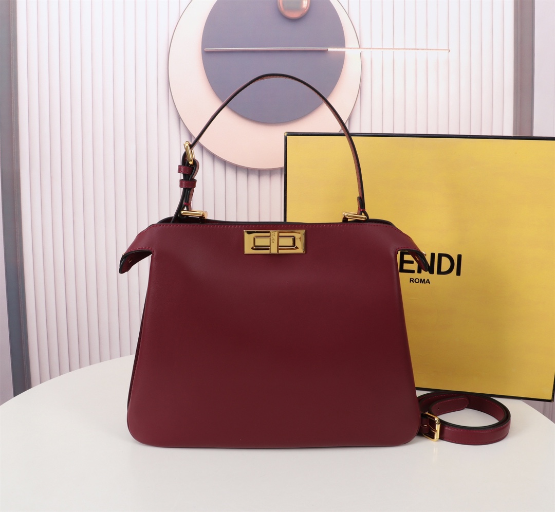 FENDI Peekaboo Soft  shoulder handbag