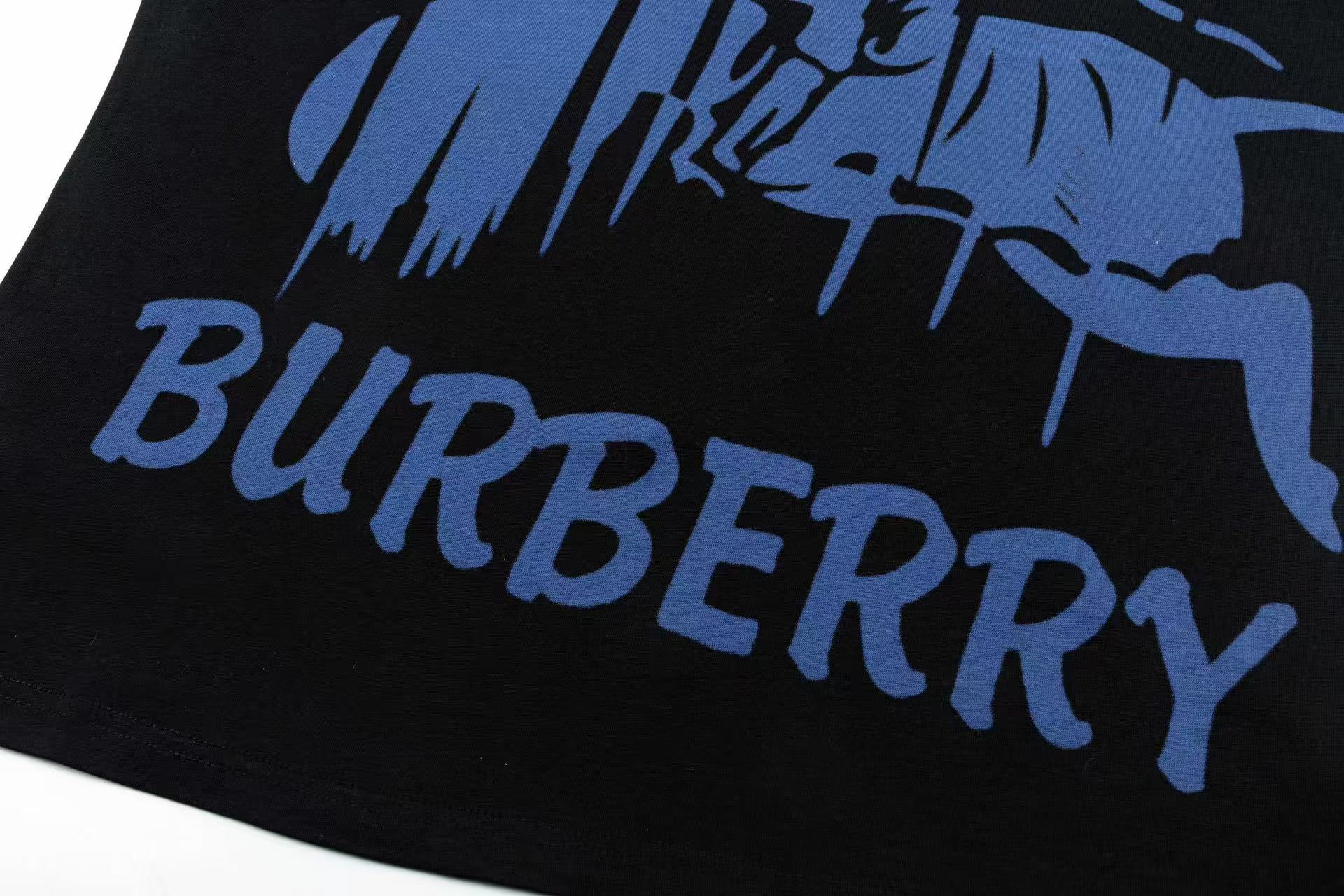 Burberry War Horse print T-shirt