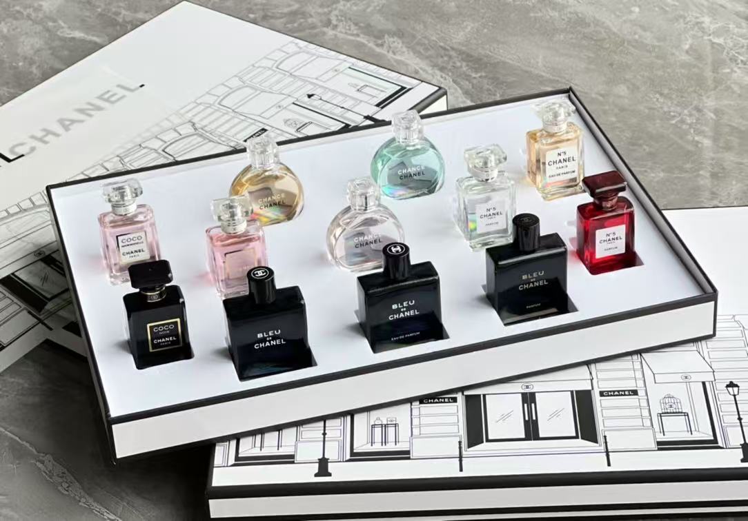 Chanel perfume sample 12 pieces