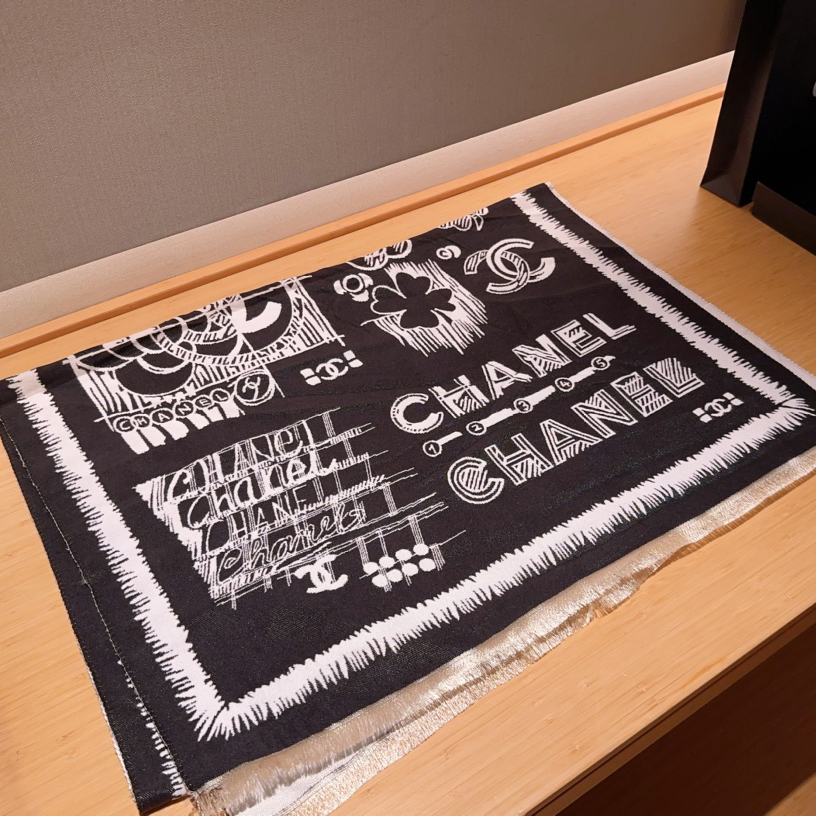 High-qualityChanel Cashmere Scarf