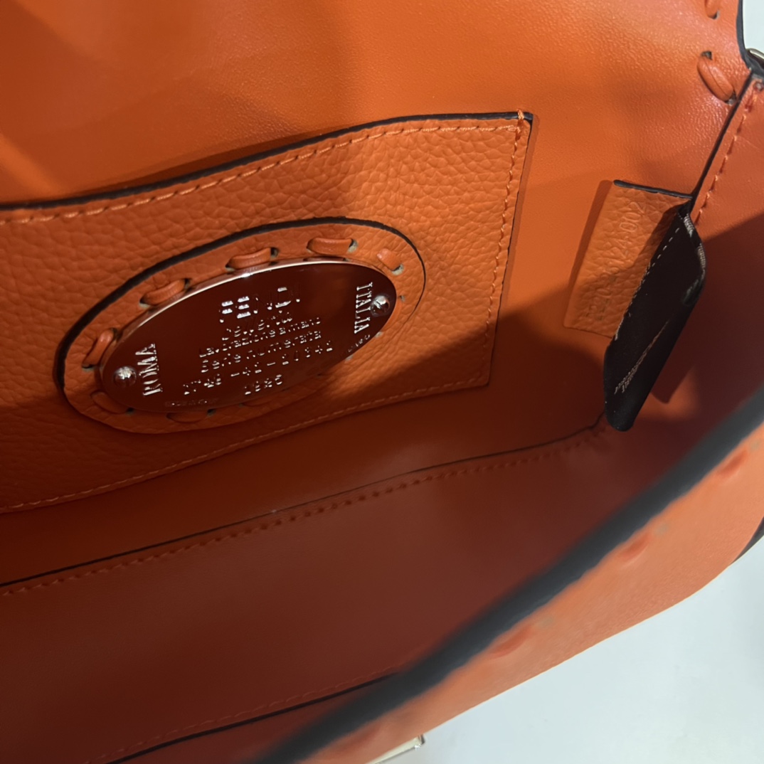 Fendi Baguette Selleria FF crossbody bag