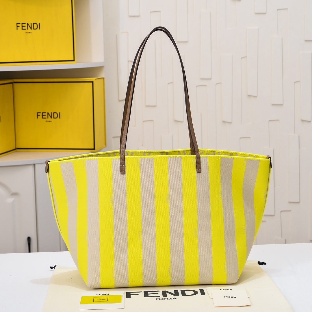 Fendi Double-sided roll bag Baguette neverfull bag