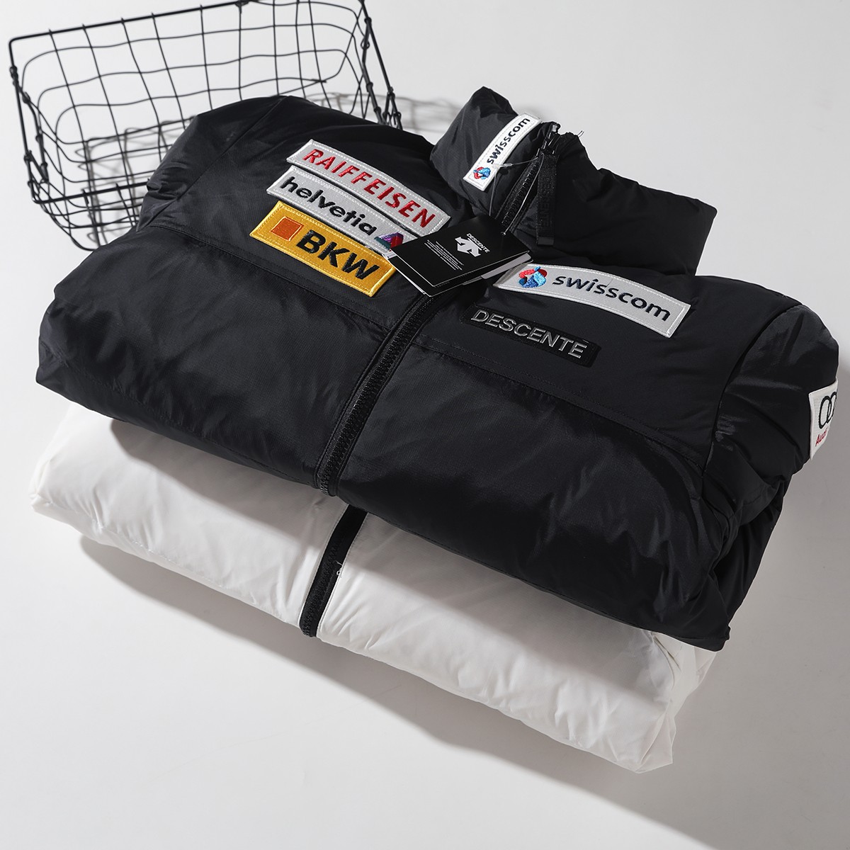 DESCENTE Down jacket