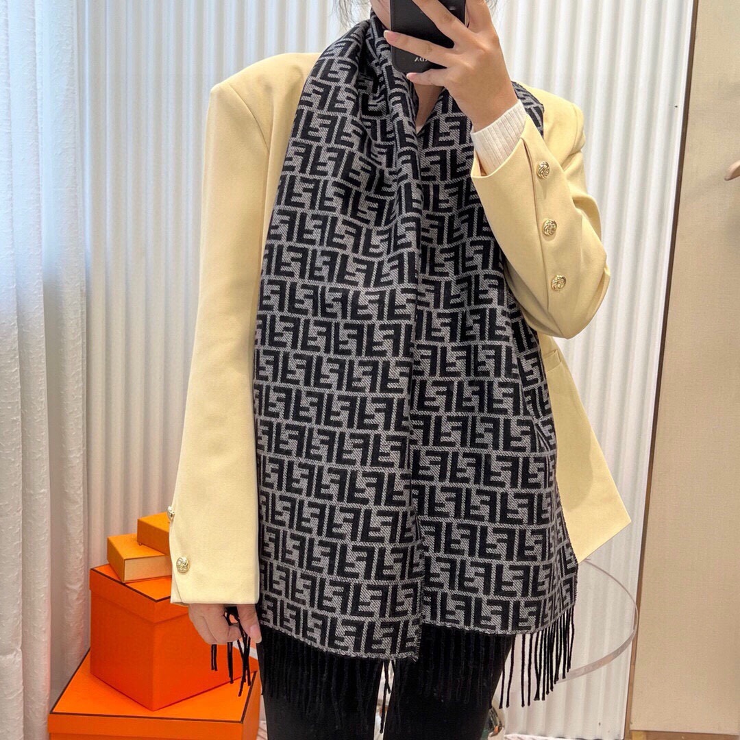 Fendi scarf Double F