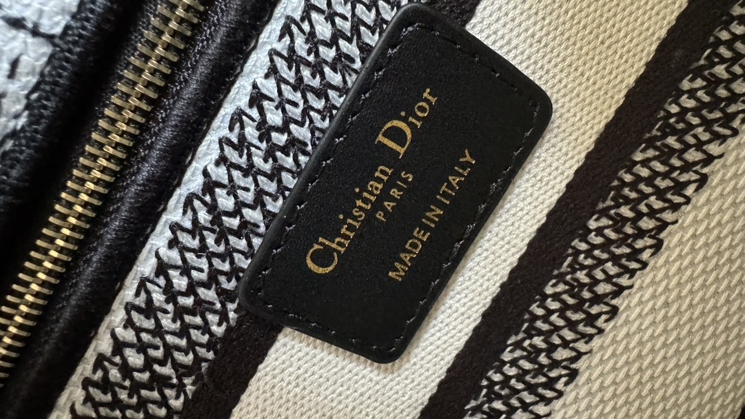 Top Quality Medium Lady D-Lite Bag