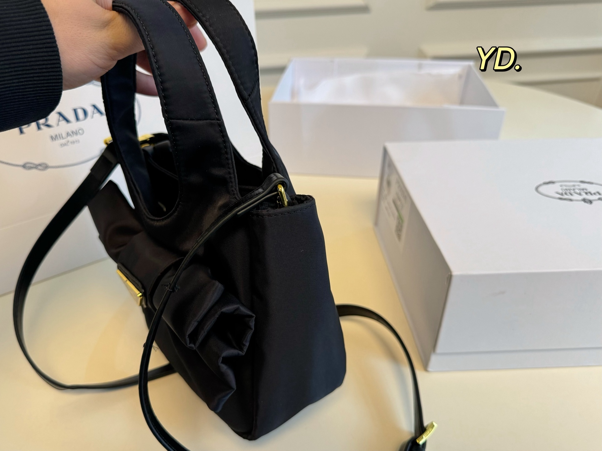 Prada new bow basket shoulder bag