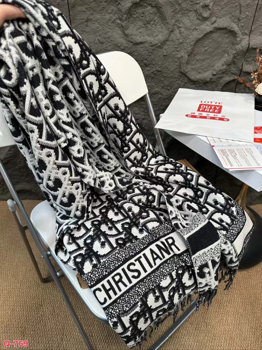 Replica Dior Women Oblique Cashmere Black Scarf