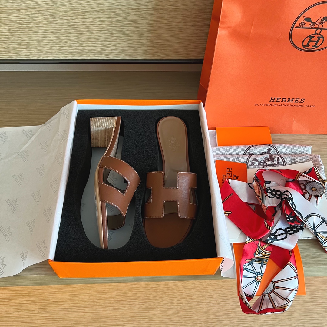 Hermes wooden chunky sandals